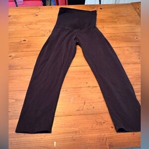 Motherhood Black Medium legging‎